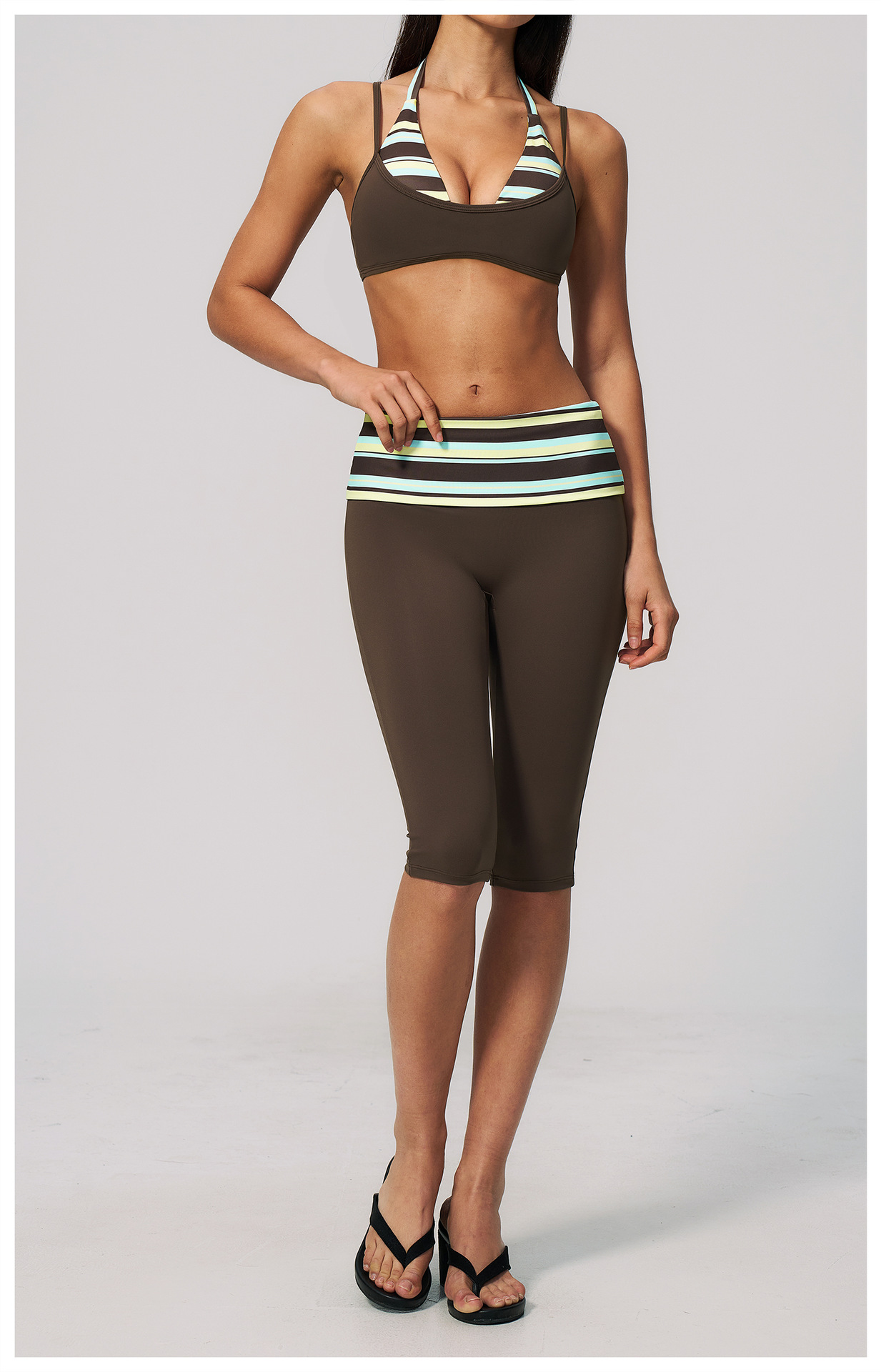 Yoga Fitness Club - STIJLVOLLE DAMES Gestreepte Capri-legging met vouw